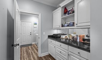 301 Kitty Hawk Cir, Brandon, MS 39047