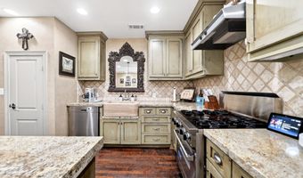 5055 Addison Cir 426, Addison, TX 75001