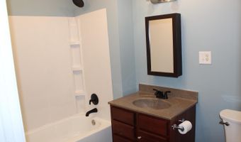 137 W Conwell St, Aurora, IN 47001