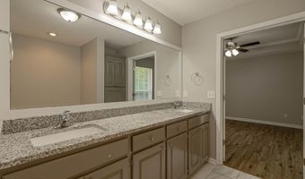 114 Fox Meadow Dr, Brandon, MS 39042