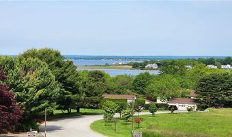 272 N Farm Dr, Bristol, RI 02809