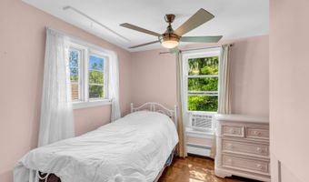 126 S Main St, Allentown, NJ 08501