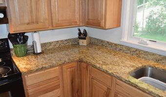 20 E Zeller St, North Liberty, IA 52317