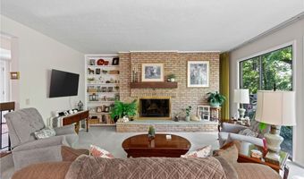 731 Creekside Dr 38, Aurora, OH 44202
