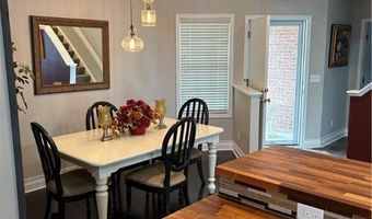 704 Elmwood Pt, Aurora, OH 44202