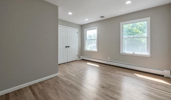 31 Gloria Dr, Allendale, NJ 07401