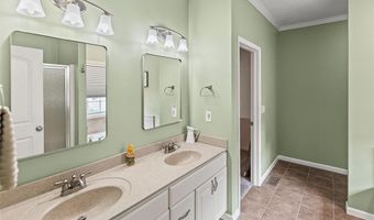 100 Windsor Dr, Alton, IL 62002