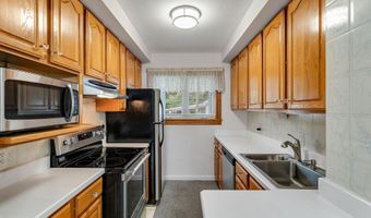 4 Long St, Barre, VT 05641