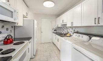 98-718 D Kaonohi St 38, Aiea, HI 96701