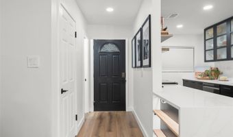 496 W PAR St 4, Orlando, FL 32804