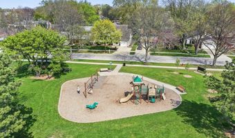 1005 E Orchard St, Arlington Heights, IL 60005
