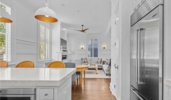 50 School St 1, Newport, RI 02840