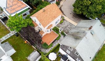 1 Slocum St, Newport, RI 02840