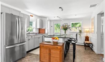107 Spring Grove Rd, Glocester, RI 02814