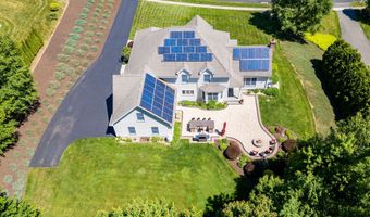 176 Fox Hollow Ln, Bristol, CT 06010