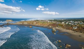 1400 BEACH LOOP Dr SW, Bandon, OR 97411