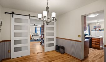 110 10th Ave NW, Altoona, IA 50009