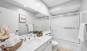 211 E Ponderosa Ln 10, Anaheim, CA 92802