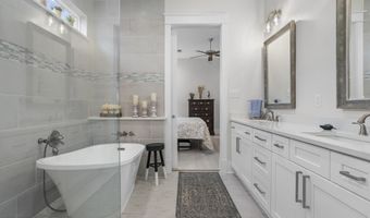 329 Saint George St, Bay St. Louis, MS 39520