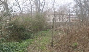 5 Arlington Rd, Bloomfield, CT 06002