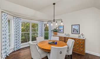 915 Timber Glen Ln, Ballwin, MO 63021