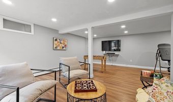 11 Lillian Dr, Ashburnham, MA 01430