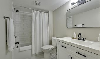 17756 NW LAKEWAY Ct, Beaverton, OR 97006