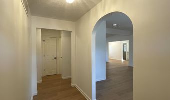 637 Wrights Mill Rd, Aiken, SC 29801