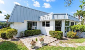 401 French Royale Cir, Atlantis, FL 33462