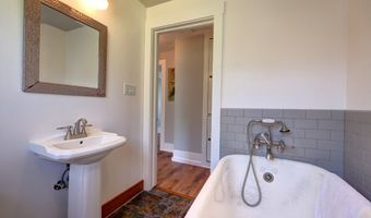 1244 GRAND Ave, Astoria, OR 97103