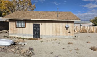 215 Cedar St, Hawthorne, NV 89415
