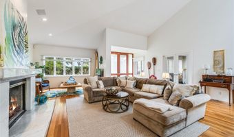 1319 Mokulua Dr, Kailua, HI 96734