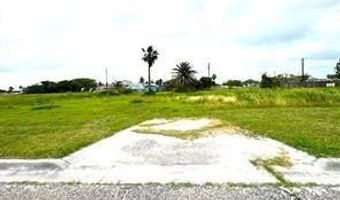 Lots 32-34 S Euclid, Aransas Pass, TX 78336