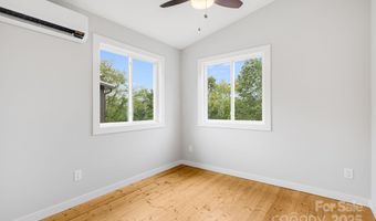 110 Lager Ln, Asheville, NC 28806