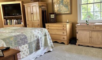 1719 Southgate Ct, Adrian, MI 49221