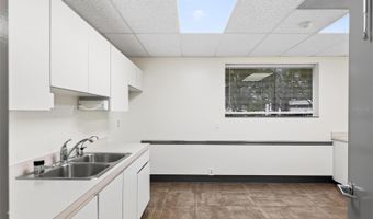 220 N WESTMONTE Dr A, Altamonte Springs, FL 32714