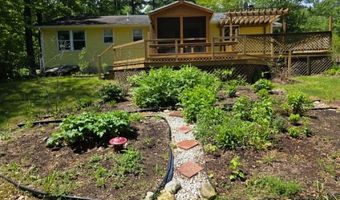 184 Carriage Hill Rd, Brattleboro, VT 05301
