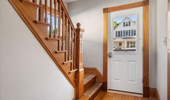23 Beacon St, Barre, VT 05641