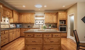 472 Lindsay Ln, Ashland, OR 97520