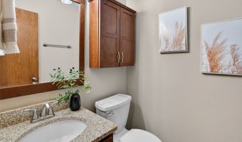 1618 5th Ave SW, Altoona, IA 50009