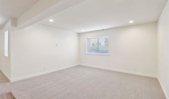 3304 NW 13th St, Ankeny, IA 50023