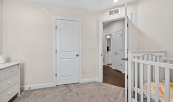 8106 ZOE Pl, Alexandria, VA 22306