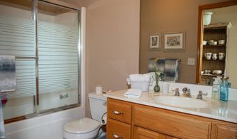 105 Firefly Ct, Altamont, MO 64620