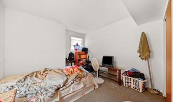 1 PAGE Ave, Barrington, NJ 08007