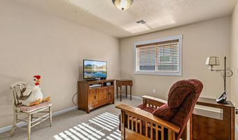 345 Fair Oaks Ave, Ashland, OR 97520