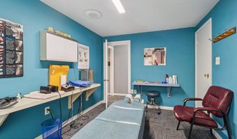 492 N Main St, Barnegat, NJ 08005