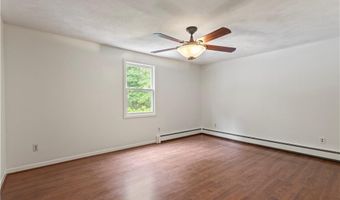 19 Bruce Dr, North Smithfield, RI 02896