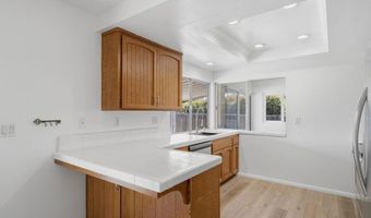 1620 Kenora Dr, Escondido, CA 92027