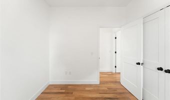 51 Burnett Rd, Warwick, RI 02889