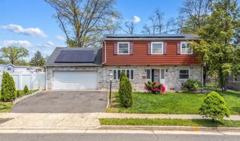 42 Mark Pl, Avenel, NJ 07001